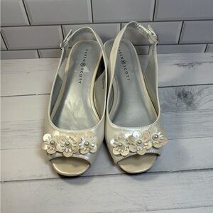 Karen Scott  :8.5 Women Ivory Floral Peep-Toe Slingback Heels